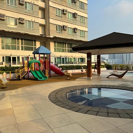 Beacon Makati Condo Free Pool Access Free Wifi 100Mbps & Free Netflix Manila Exteriér fotografie